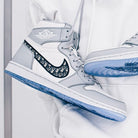 Air Jordan 1 Retro High Dior, Wolf Grey/Sail-Photon Dust-White (CN8607-002)