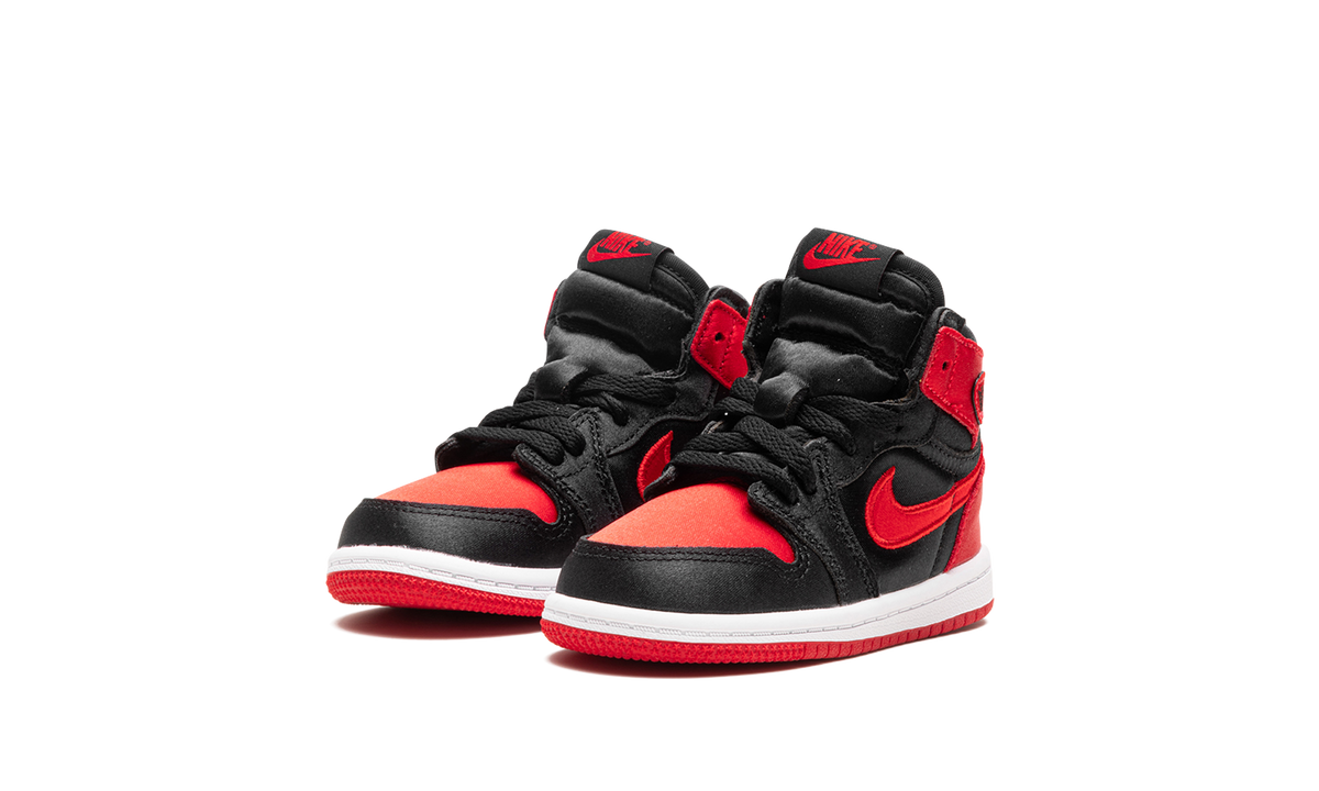 Air Jordan 1 Retro High OG Satin Bred (TD)