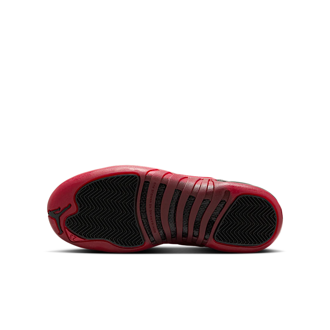 Air Jordan 12 Retro Flu Game (2016), Black/Varsity Red (153265-002)