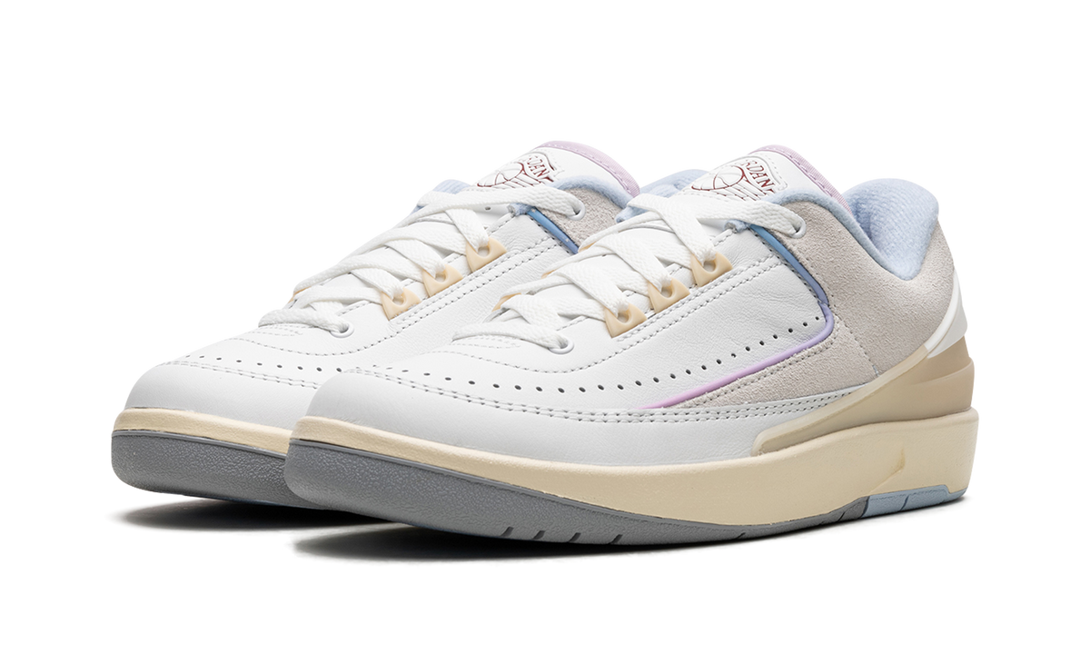 Air Jordan 2 Retro Low Look, Up in the Air