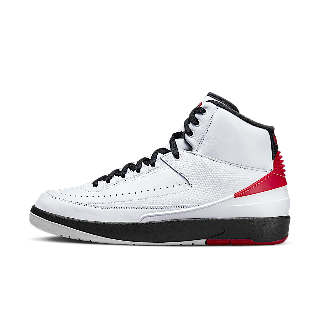 Air Jordan 2 Retro OG Chicago (2022), White/Varsity Red/Black (DX2454-106)