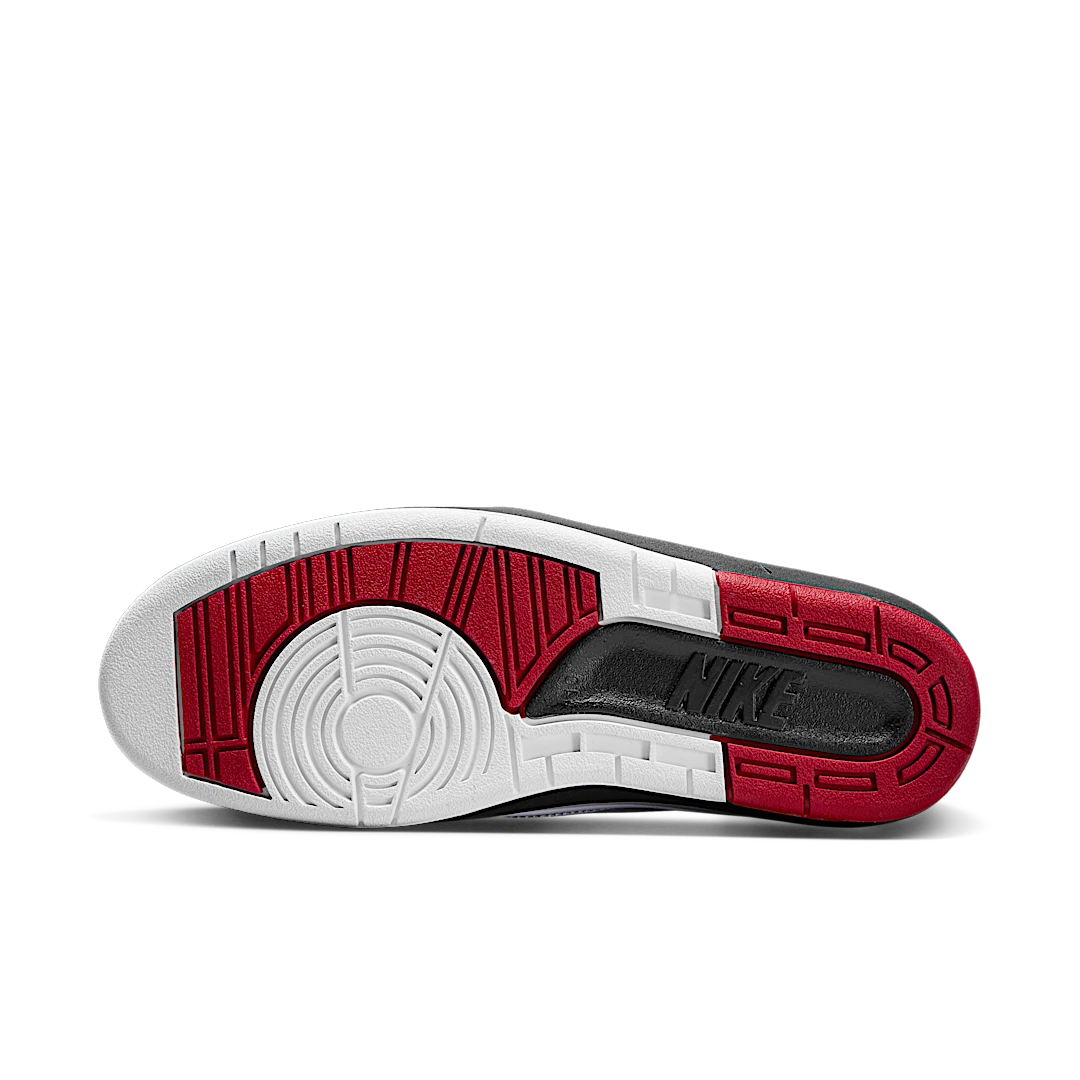 Air Jordan 2 Retro OG Chicago (2022), White/Varsity Red/Black (DX2454-106 / DQ8562-103)