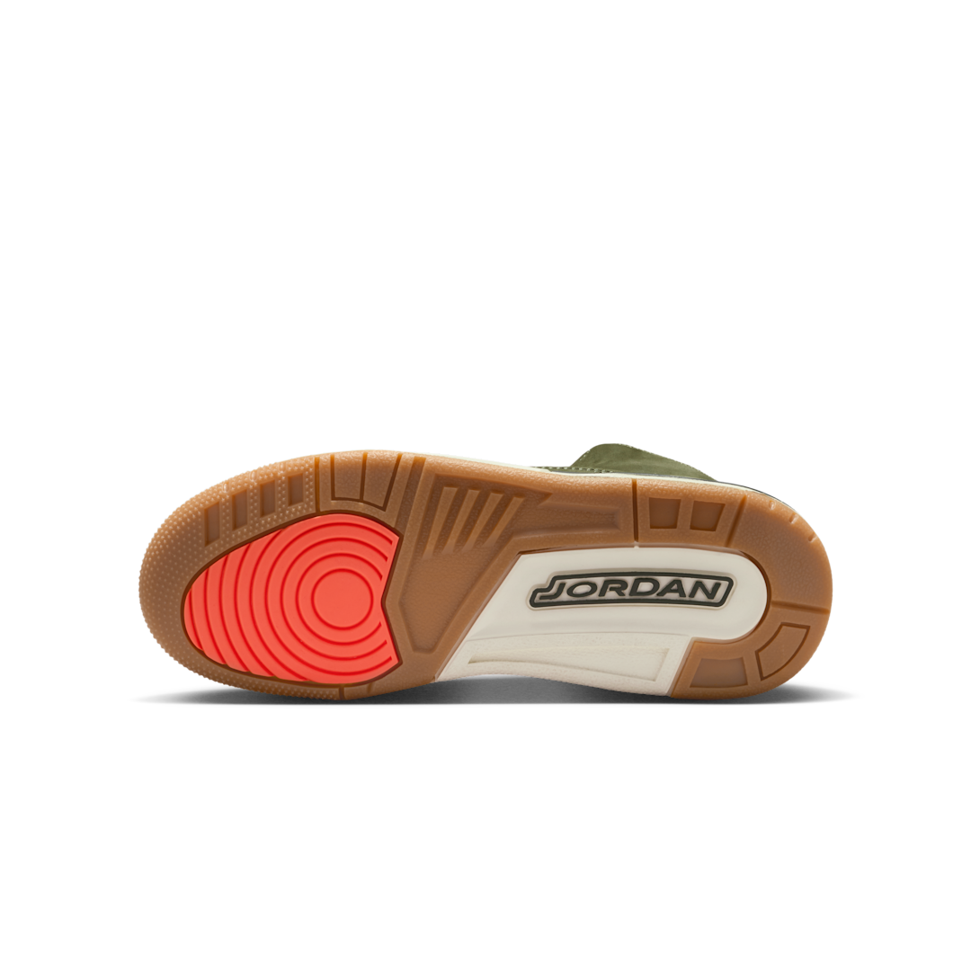 Air Jordan 3 Retro Family Affair, Medium Olive/Sequoia/Neutral Olive/Sail/Total Crimson (DM0967-202)