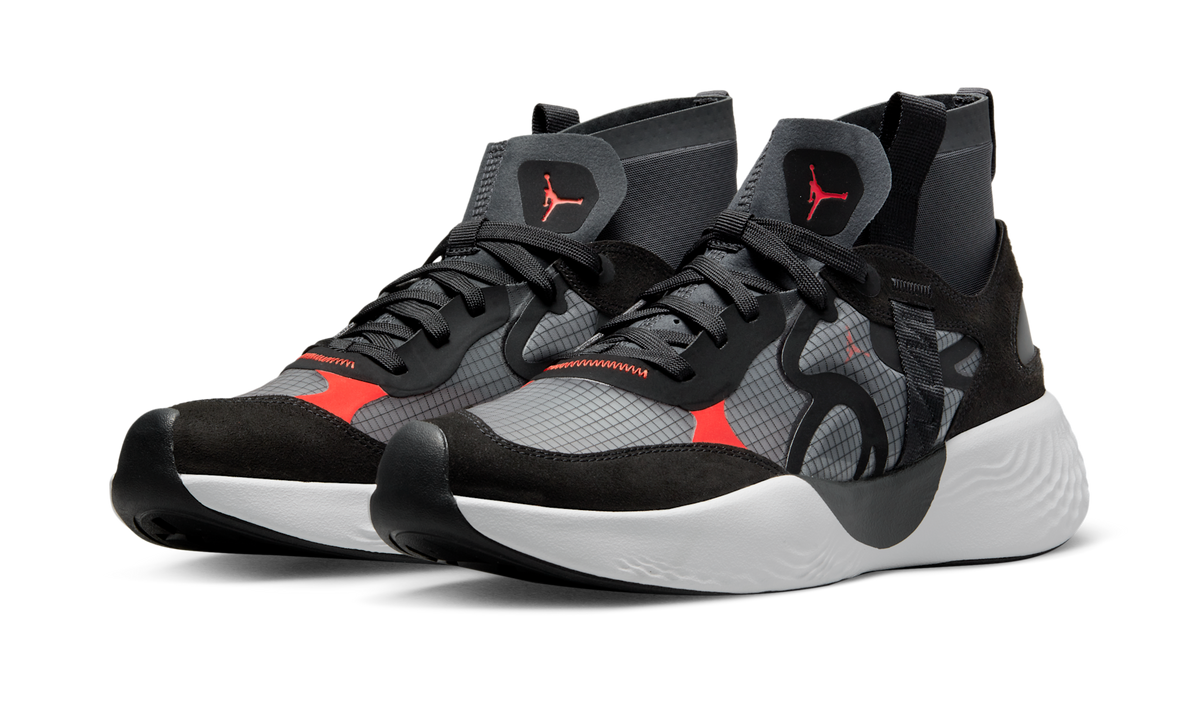 Air Jordan Delta 3 Mid Black Chile Red