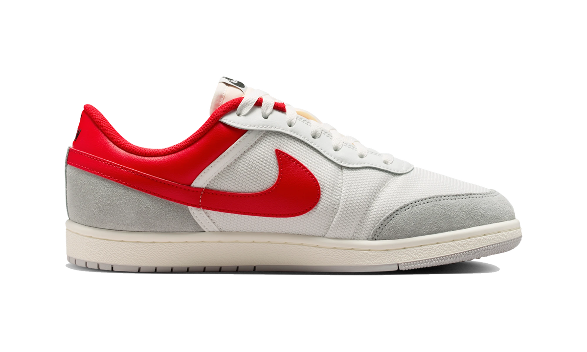 Air Jordan Skyline Low Summit White University Red Smoke Grey