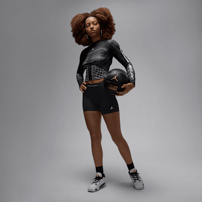 Air Jordan Sport Leak Protection: Period Shorts Black/White