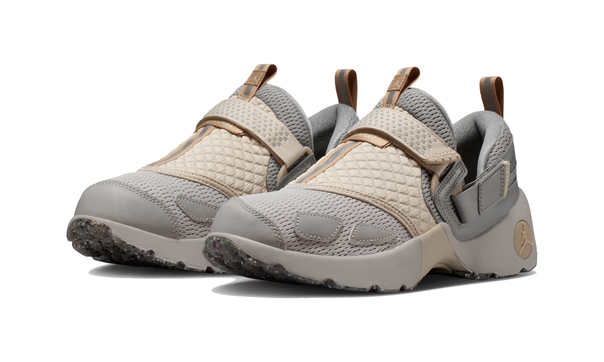 Air Jordan Trunner LX Light Iron Ore Enigma Stone