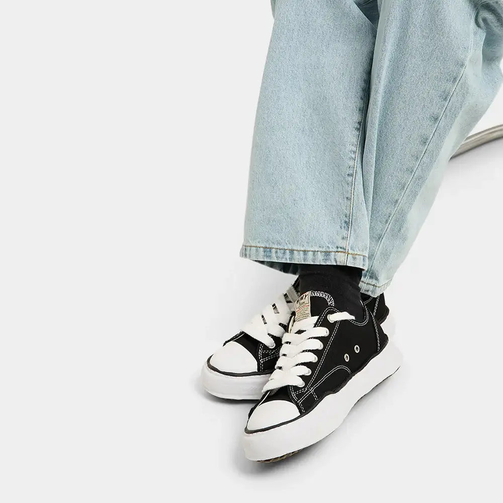 Maison Mihara Yasuhiro Hank OG Sole Canvas Low Black, Black/White (A05FW702)