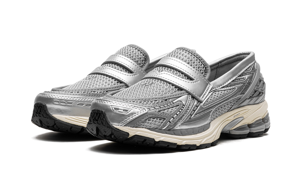 New Balance 1906L Metallic Silver