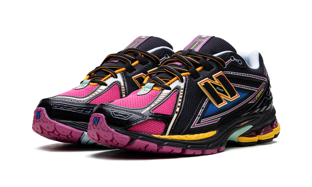 New Balance 1906R Neon Nights