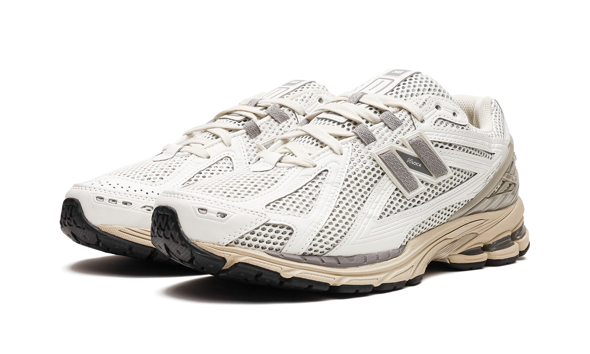 New Balance 1906R Sea Salt Marblehead