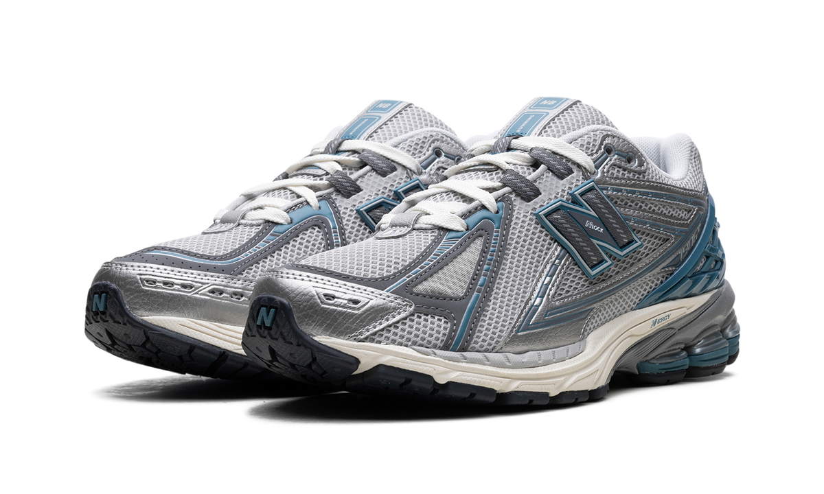 New Balance 1906R Silver Metallic Terrarium