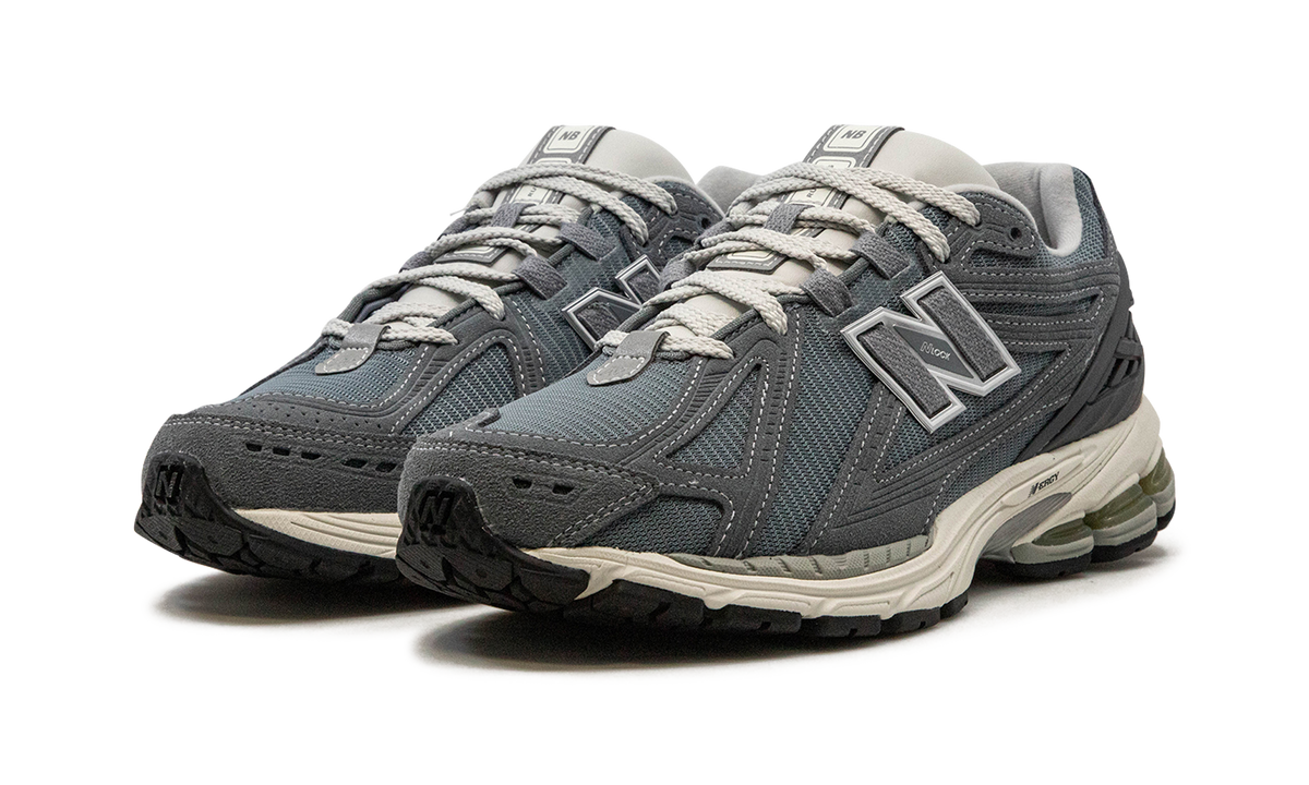 New Balance 1906R Titanium