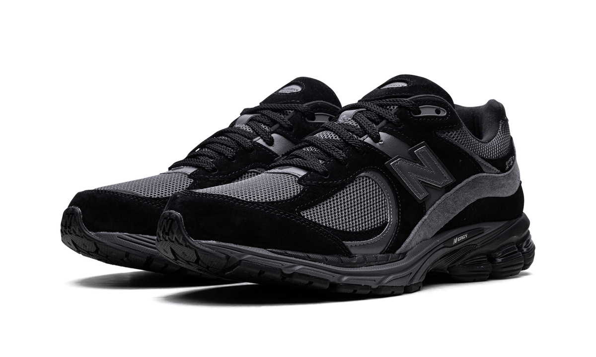 New Balance 2002R Black Dark Grey