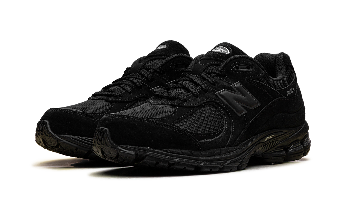 New Balance 2002R Black Metallic