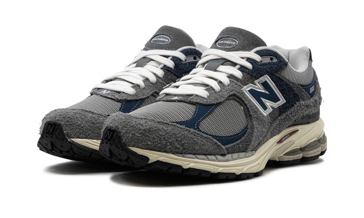 New Balance 2002R Navy Castlerock