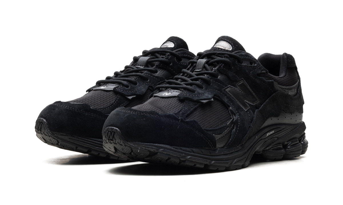 New Balance 2002R Protection Pack Black