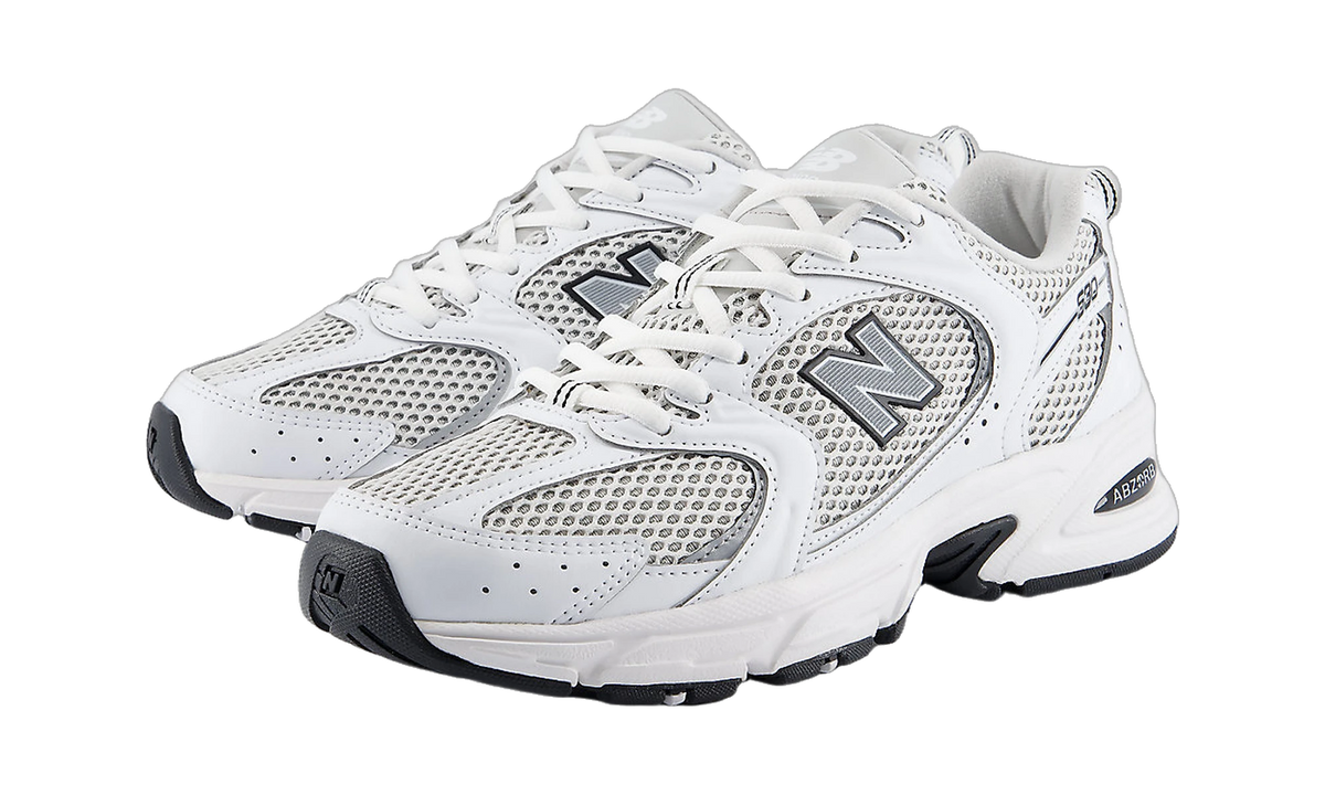 New Balance 530 White Silver Metallic Black Sole