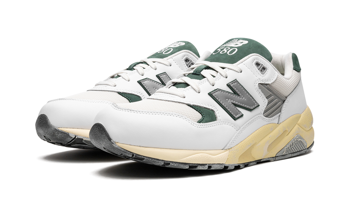 New Balance 580 White Nightwatch Green