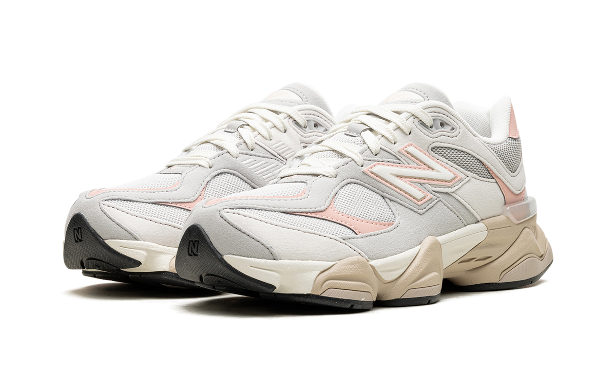 New Balance 9060 Grey Pink