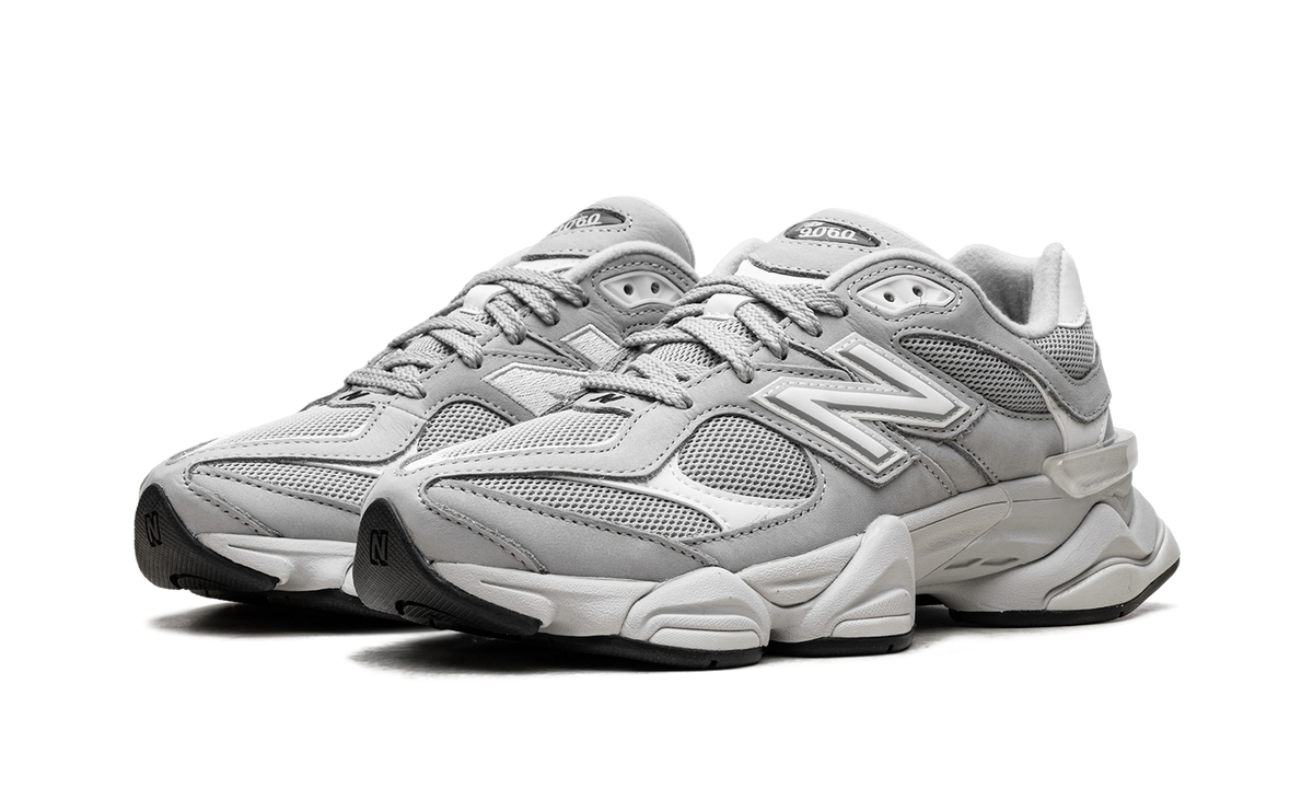 New Balance 9060 Light Grey Silver Metallic