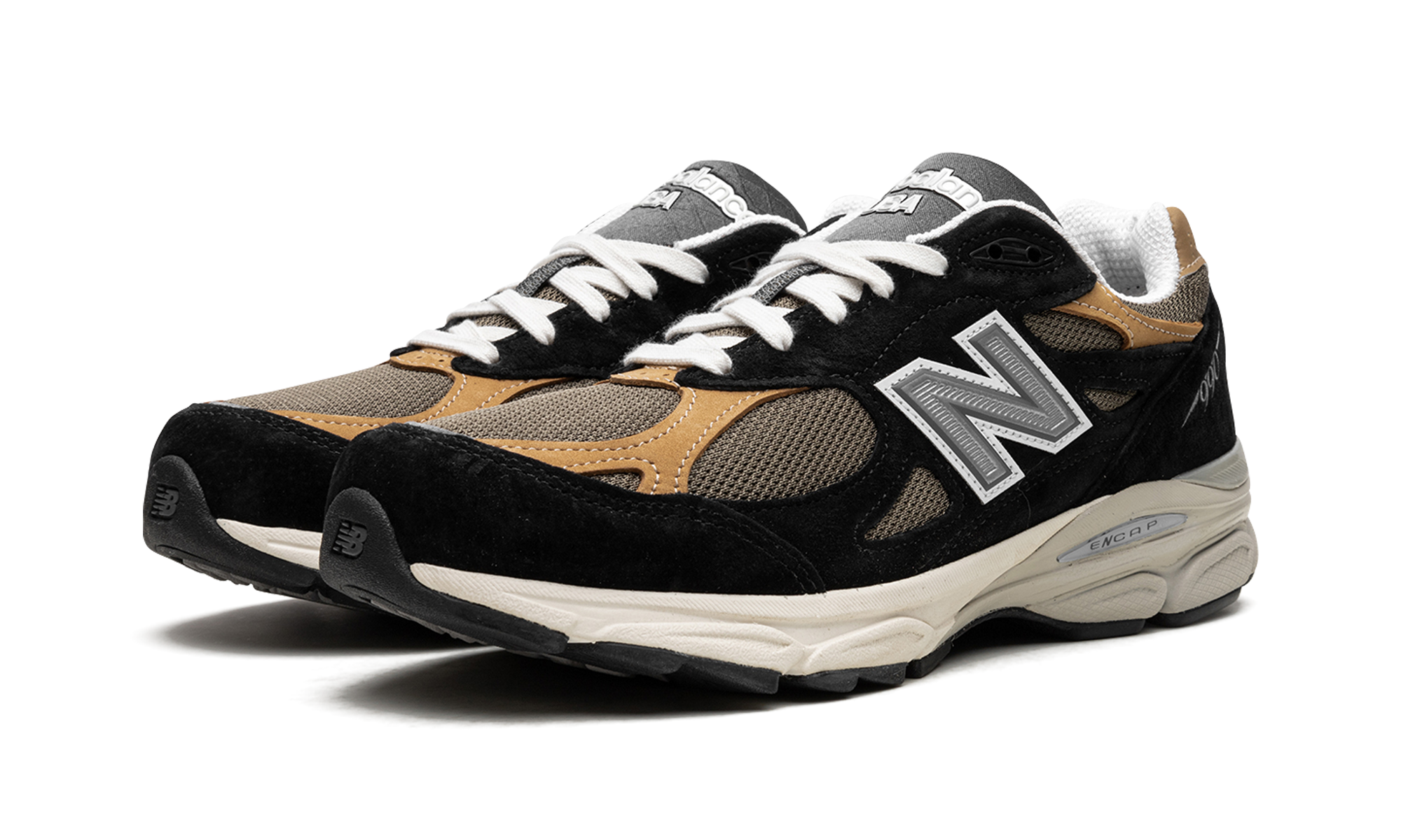 New Balance 990v3 MiUSA Black Tan