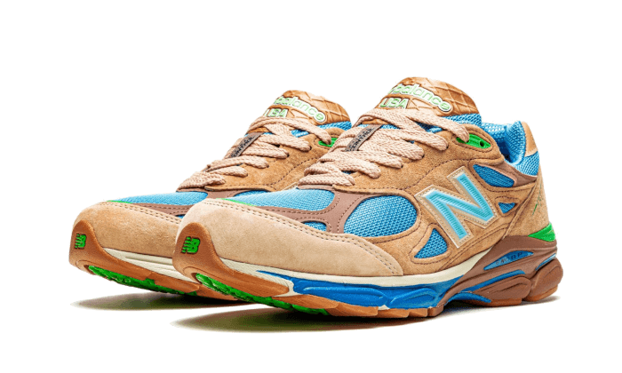 New Balance 990v3 MiUSA Joe Freshgoods Outside Clothes, Desert Rose/Blue (M990JG3)