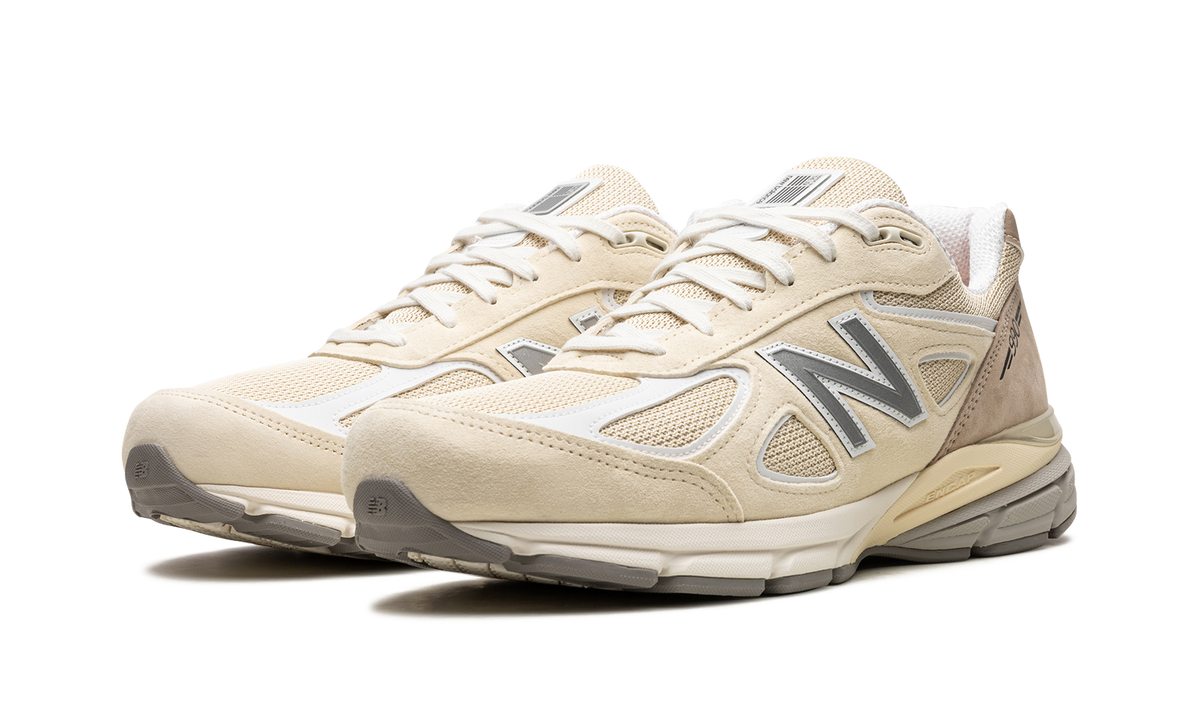New Balance 990v4 MiUSA Limestone