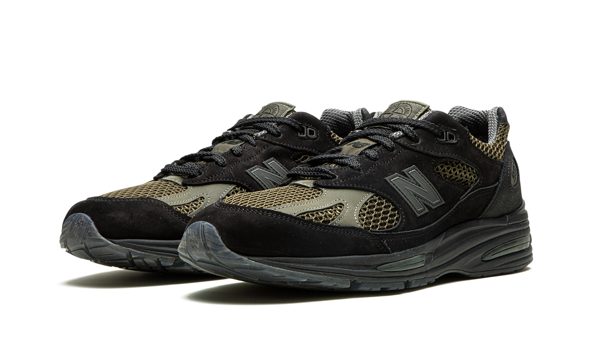 New Balance 991v2 MiUK Stone Island Black