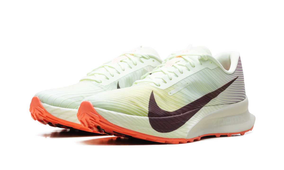 Nike ACG Ultrafly Trail Volt Tint Burgundy Ash