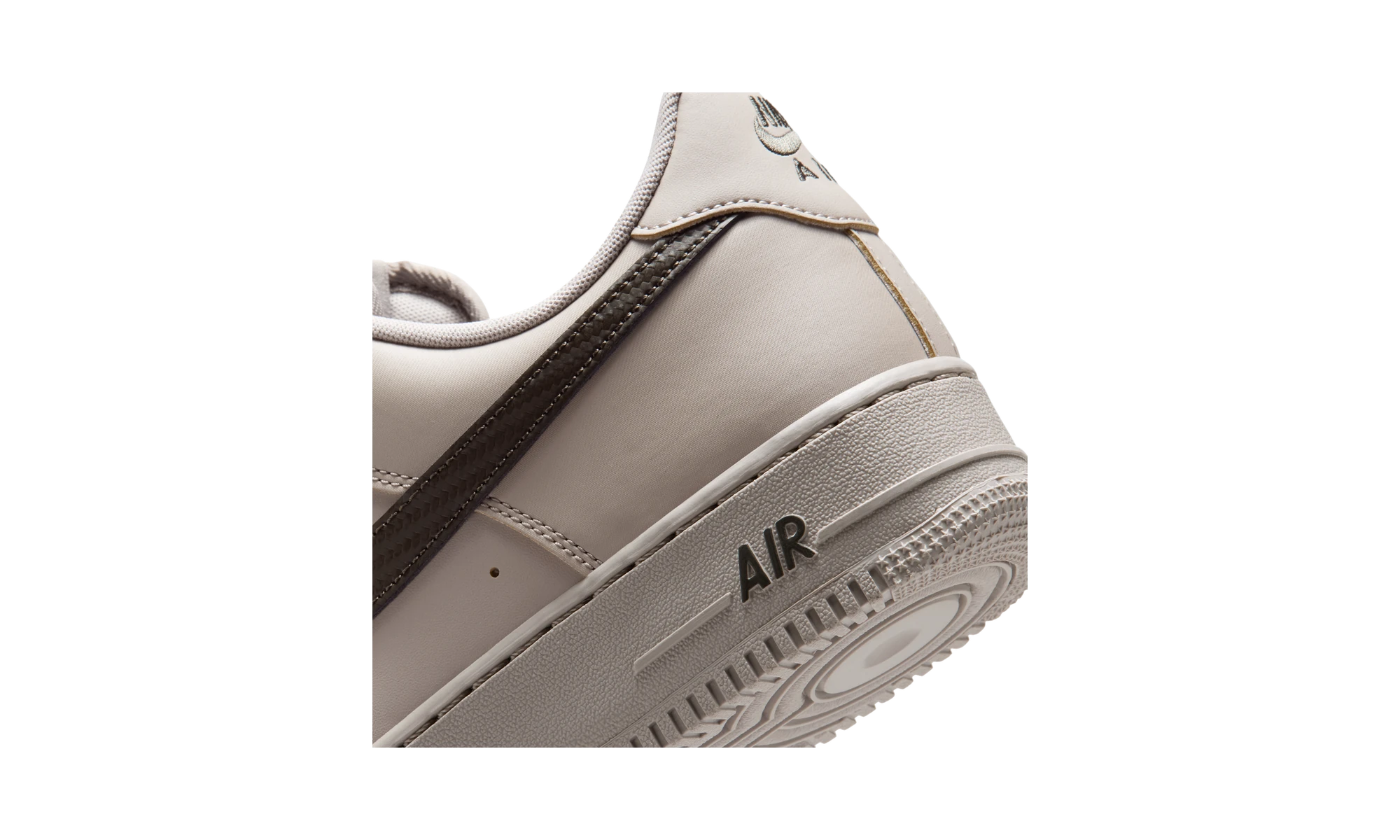 Nike Air Force 1 Low '07 Carbon Fiber Swoosh College Grey Newsprint