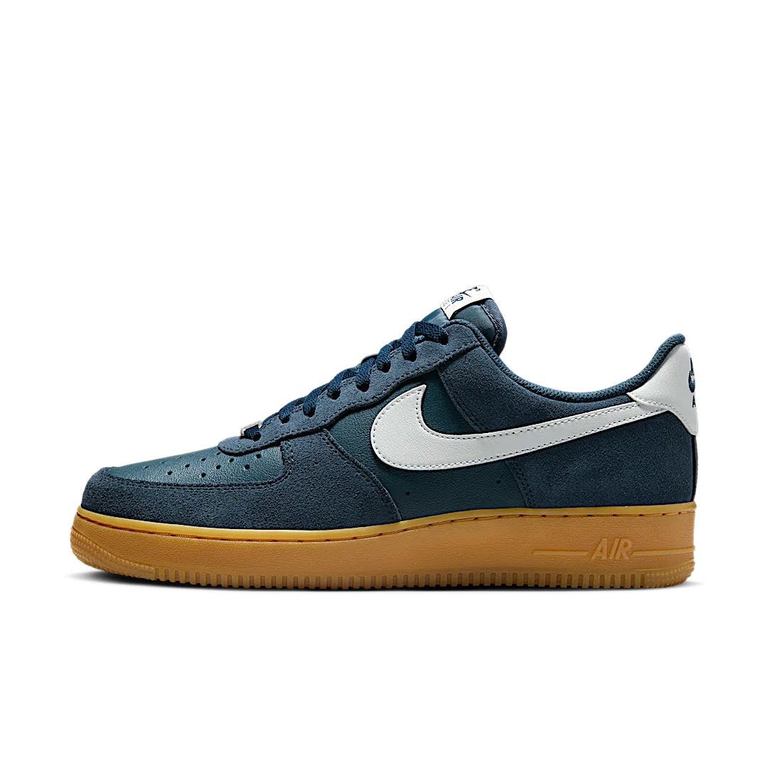 Nike Air Force 1 Low '07 LV8 Armory Navy Gum, Armory Navy/Gum Light Brown/Summit White (FQ8714-400)