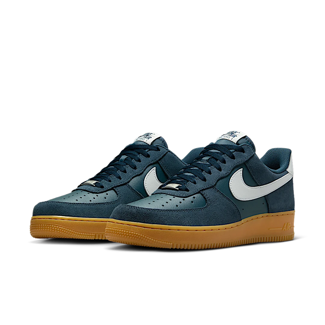 Nike Air Force 1 Low '07 LV8 Armory Navy Gum, Armory Navy/Gum Light Brown/Summit White (FQ8714-400)