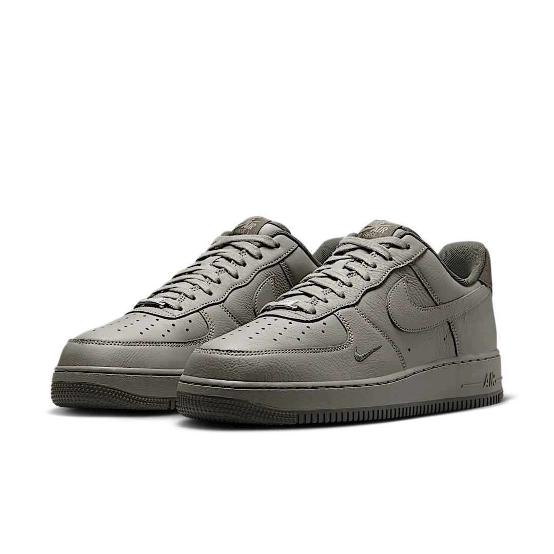 Nike Air Force 1 Low '07 LV8 Light Army Cargo Khaki, Light Army/Cargo Khaki/Light Army (HM9483-300)