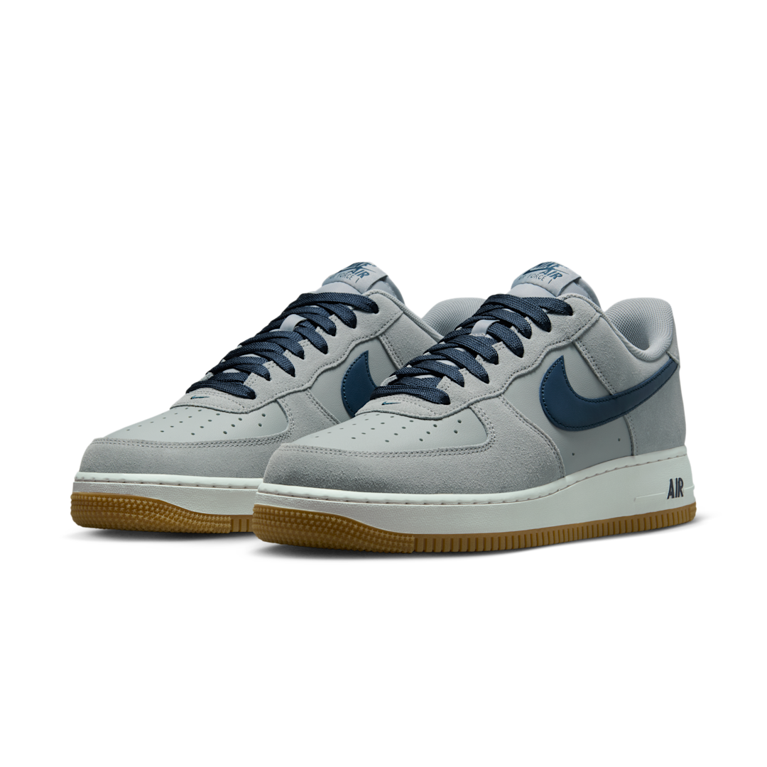 Nike Air Force 1 Low '07 LV8 Light Smoke Grey
