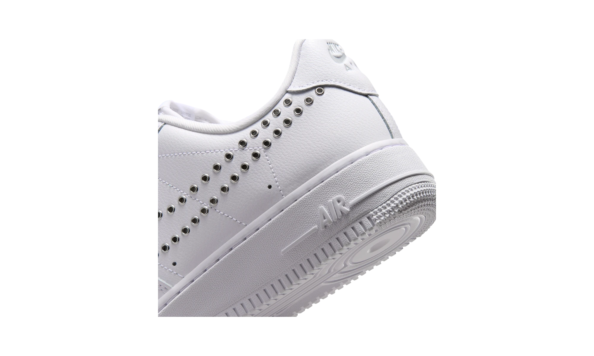 Nike Air Force 1 Low '07 LV8 Triple White Metallic Silver