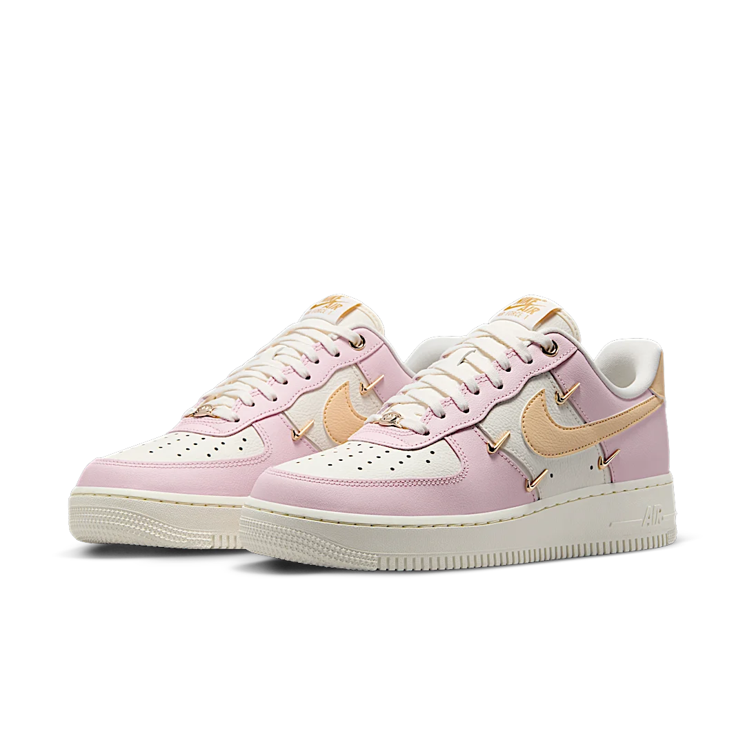 Nike Air Force 1 Low '07 LX Pink Foam Mini Swoosh, Pink Foam/Sail/Metallic Gold/Pale Vanilla (IB2574-600)