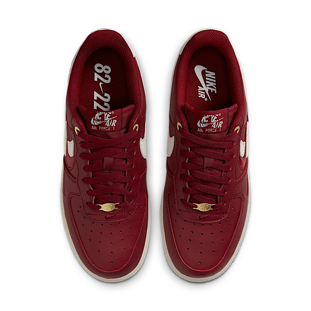 Nike Air Force 1 Low '07 Premium History Of Logos Team Red, Team Red/Gym Red/Team Red/Sail (DZ5616-600)