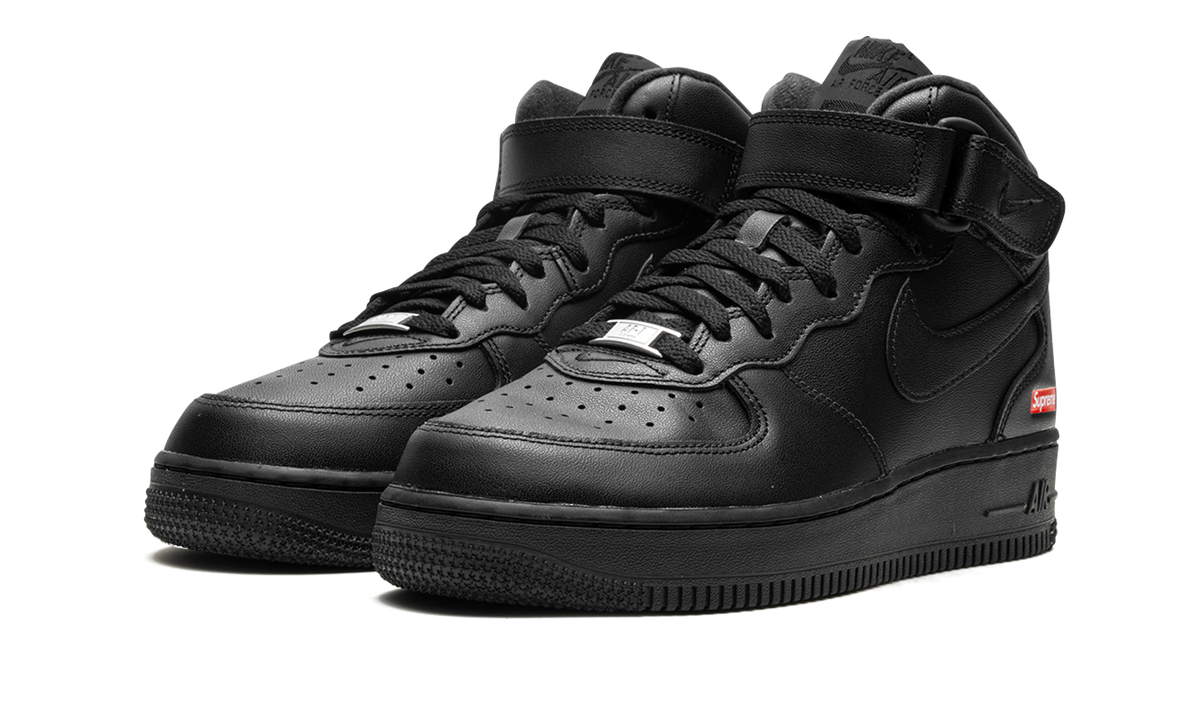 Nike Air Force 1 Mid Supreme Black
