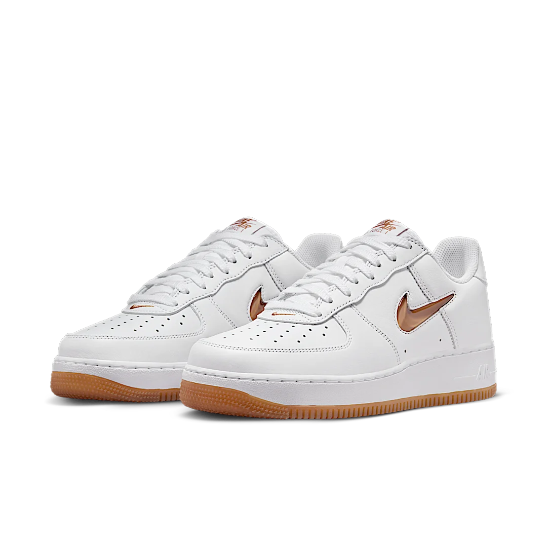 Nike Air Force 1 '07 Low Retro Color of the Month Jewel Bronze Gum, White/Bronze/White/Gum Light Brown (FN5924-103)