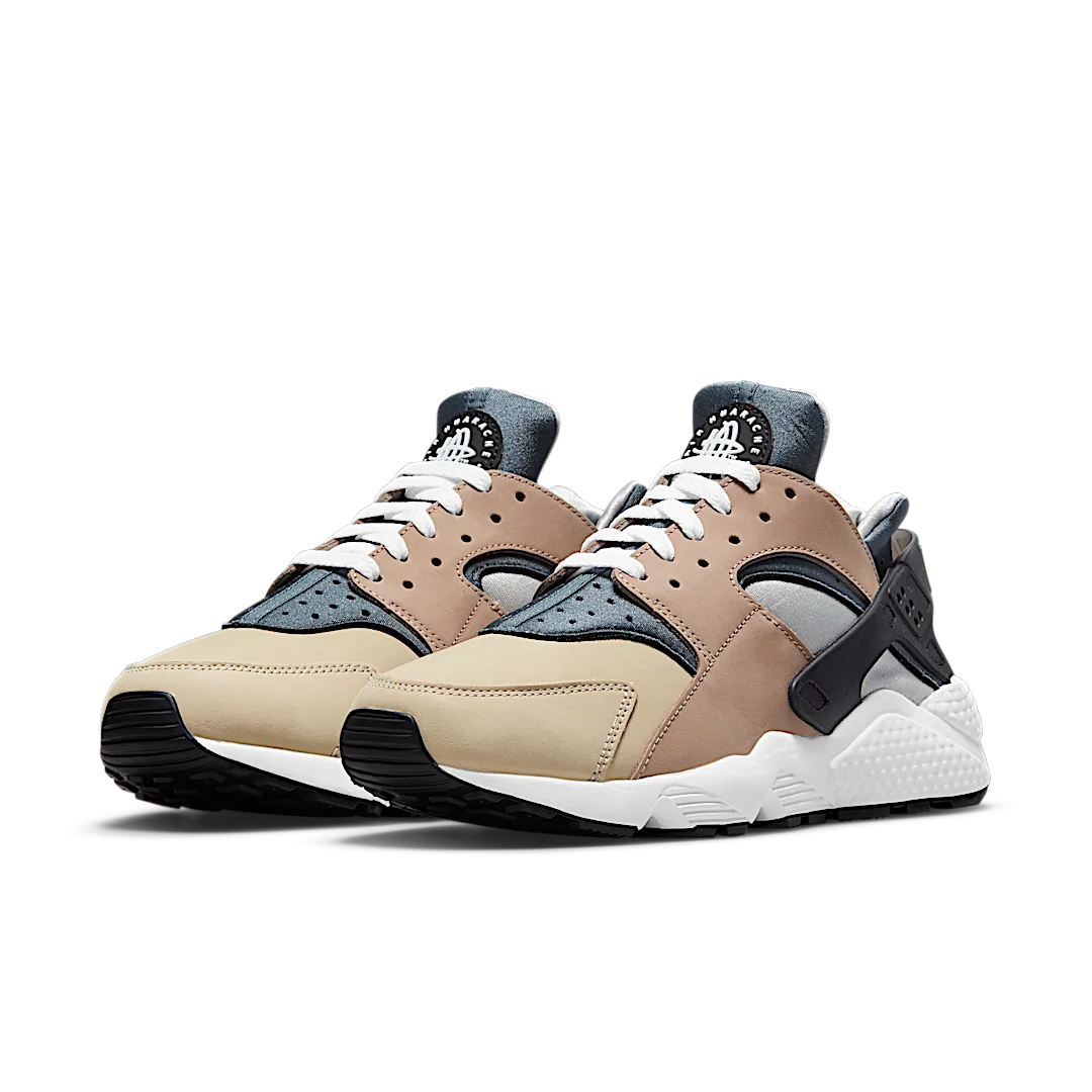 Nike Air Huarache Escape (2021)