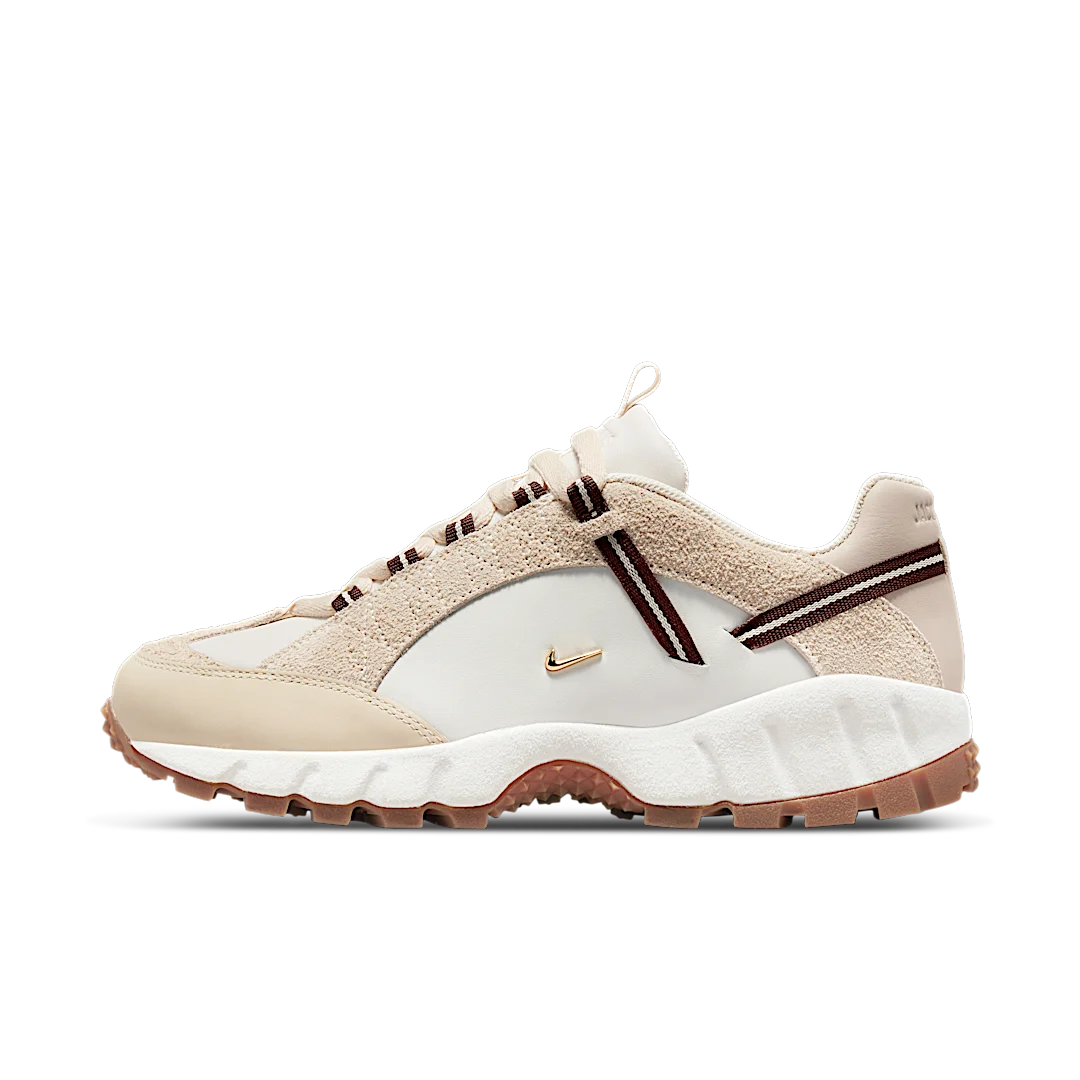 Nike Air Humara LX Jacquemus Light Bone Gold, Beige/Sail-Brown-Gum (DR0420-001)