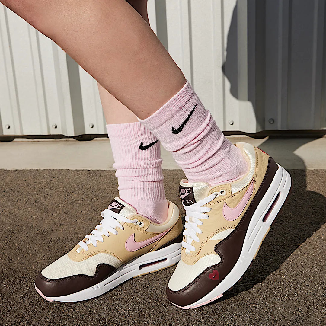 Nike Air Max 1 Valentine's Day (2024), Sail/Light Soft Pink/Coconut Milk/Varsity Red/Baroque Brown (FZ4346-200)