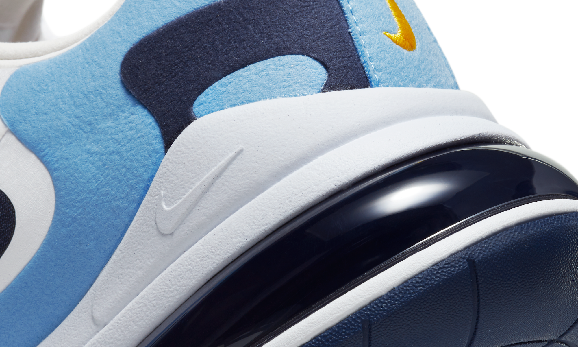 Nike Air Max 270 React UNC