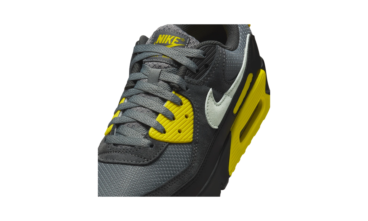 Nike Air Max 90 Smoke Grey Lightning