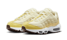 Nike Air Max 95 Saturn Gold Alabaster, Alabaster/Earth/Coconut Milk/White (FD9857-700)