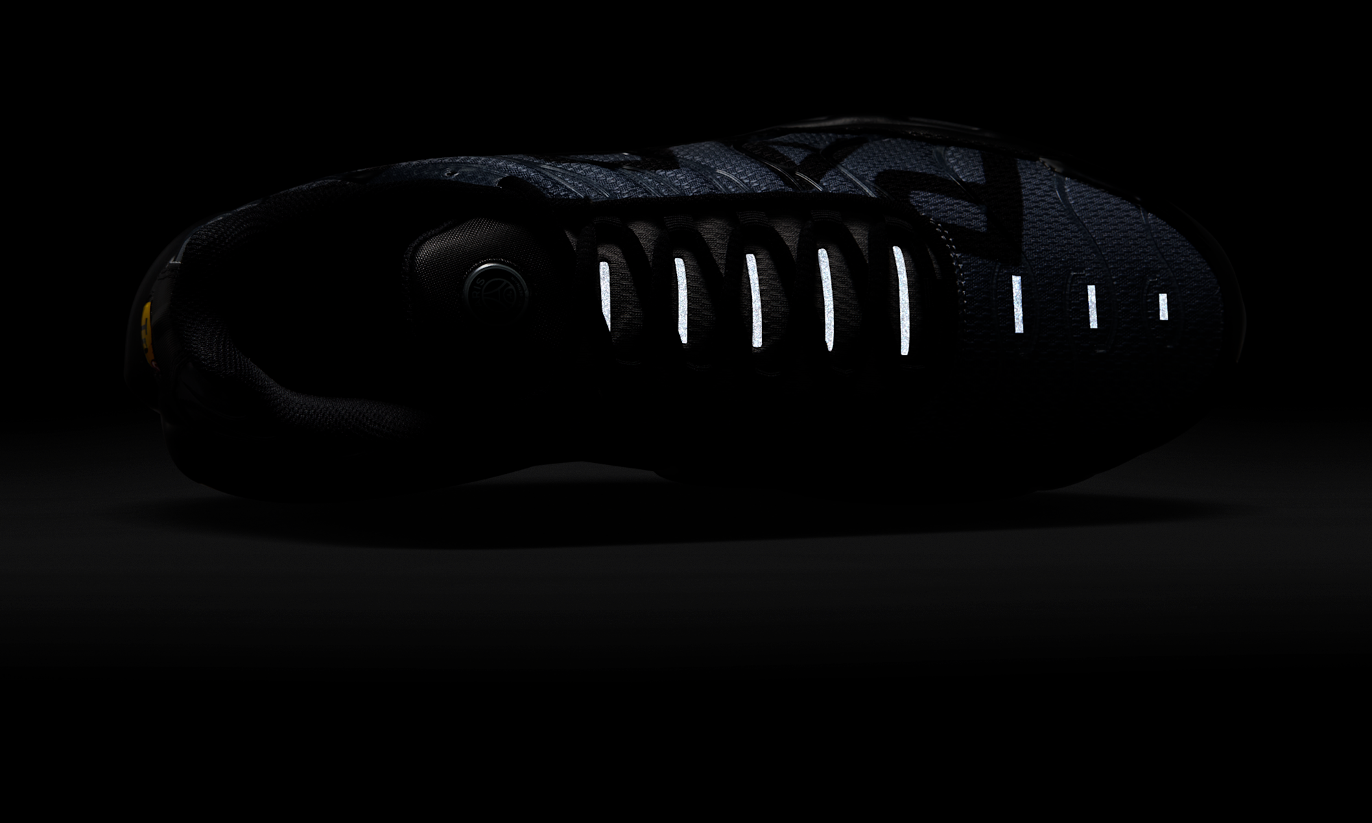 Nike Air Max Plus PSG Paris Saint-Germain Black Particle Grey