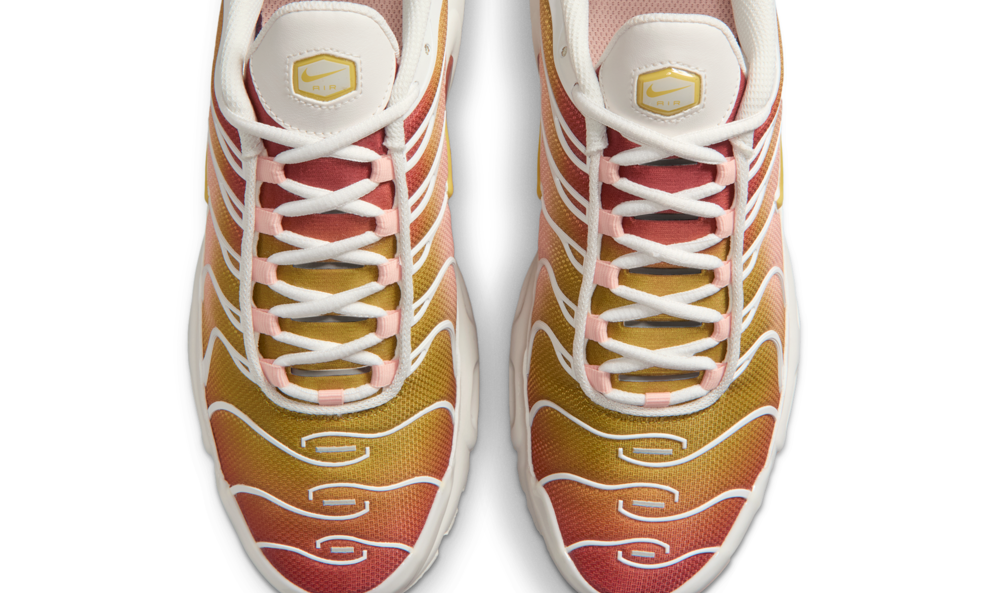 Nike Air Max Plus Rugged Orange Saturn Gold