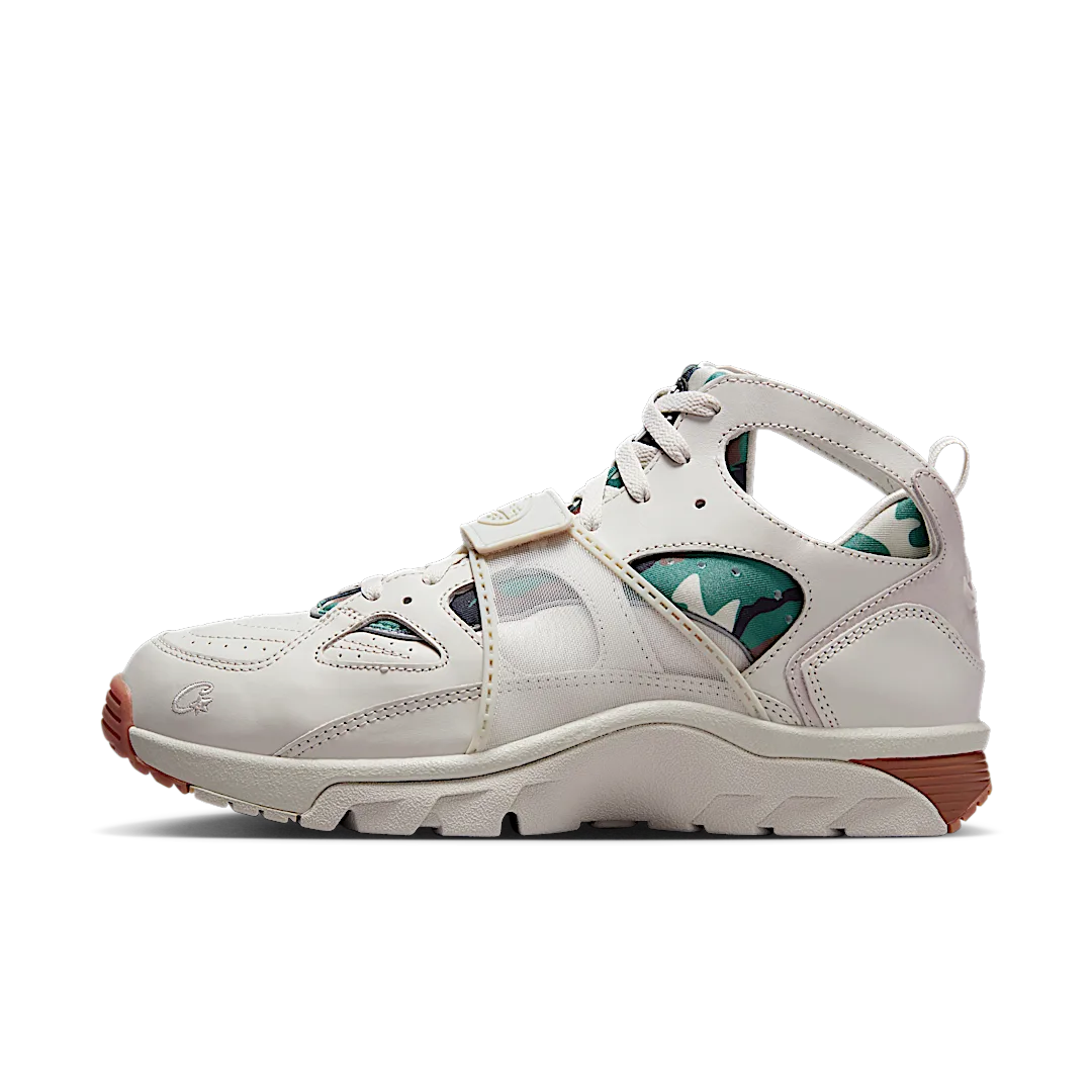 Nike Air Trainer Huarache Corteiz Light Bone, Light Bone/Light Bone/White/Black/Gum Medium Brown (FQ8793-002)