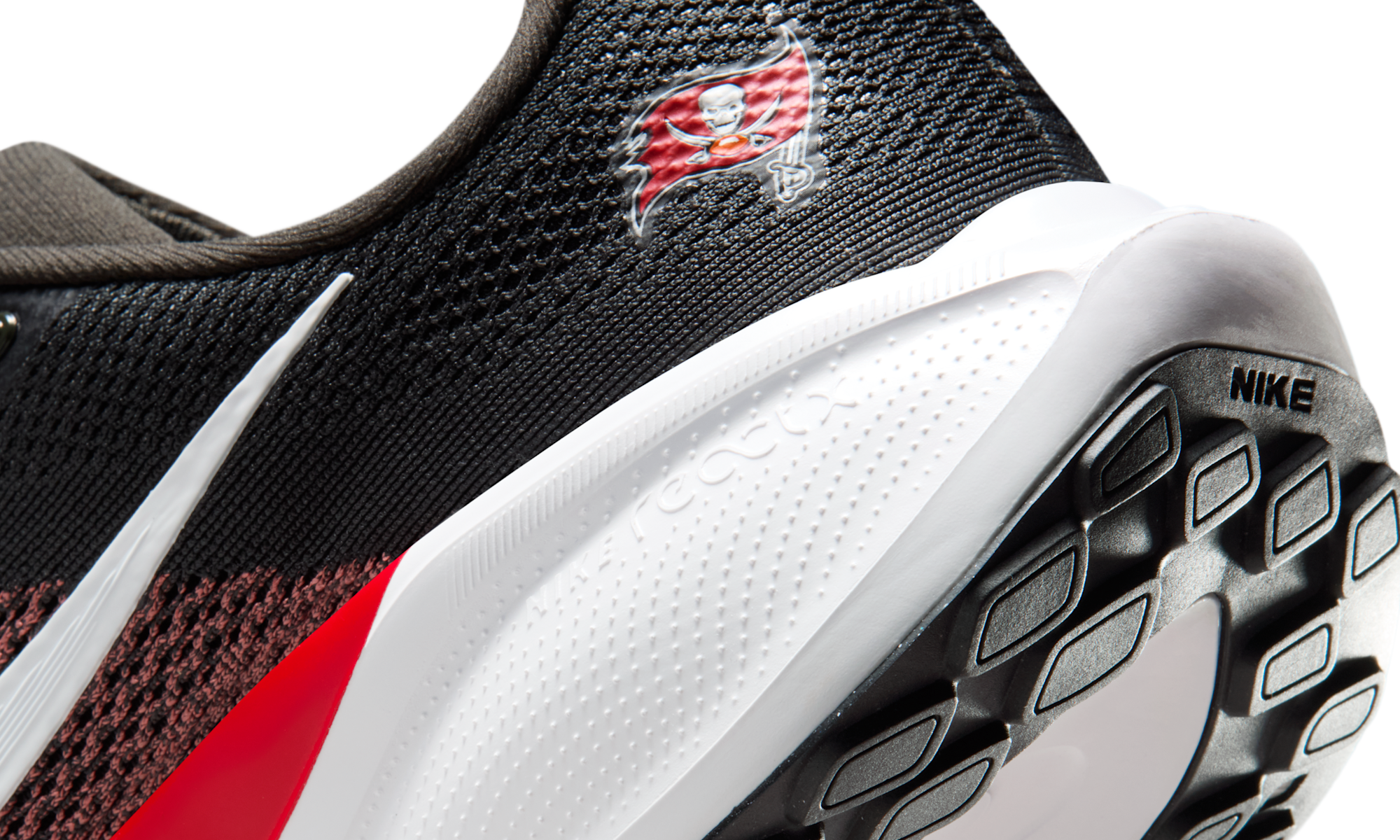 Nike Air Zoom Pegasus 41 Tampa Bay Buccaneers (2025)
